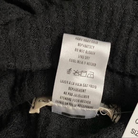 Everleigh Cowl Neck Waffle Knit High Low Tunic Top in Black Sz S NEW - Picture 12 of 12